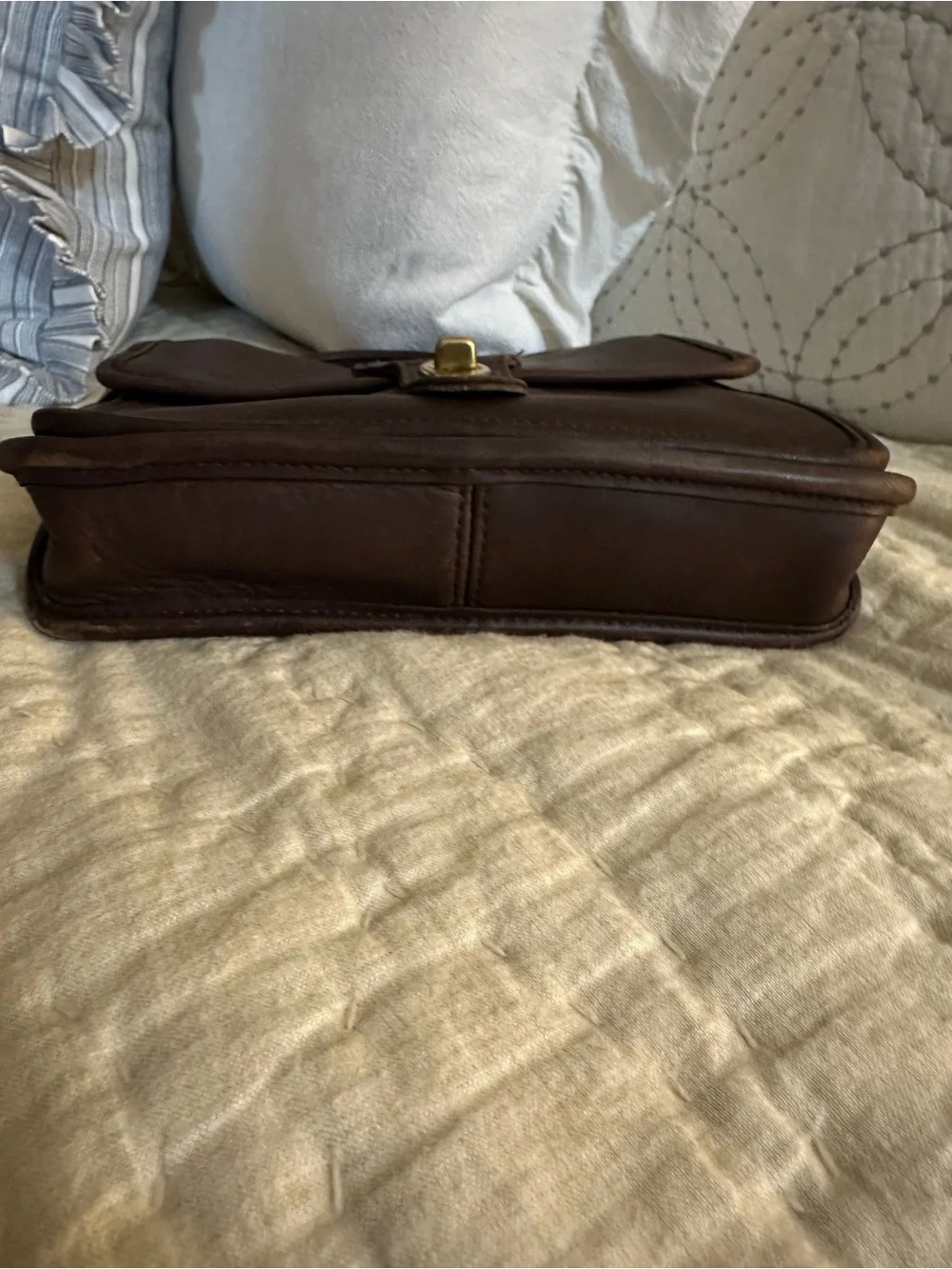 Coach Vintage Station Made in Costa Rica Mahogany - Picture 5 of 10